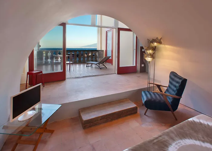 Marina Piccola 73 לינה וארוחת בוקר