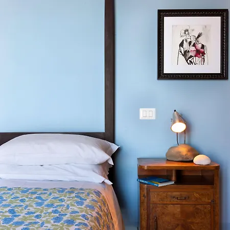 Marina Piccola 73 Bed & Breakfast