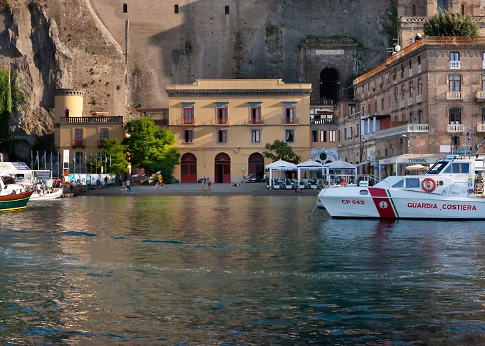 ベッド・アンド・ブレックファスト マリナ ピッコーラ 73 4*