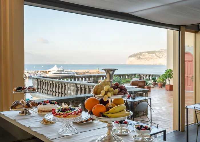 マリナ ピッコーラ 73 4* ソレント