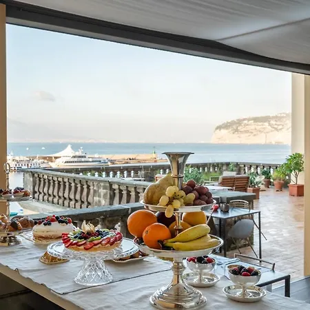 Alojamento de Acomodação e Pequeno-almoço Marina Piccola 73 Sorrento